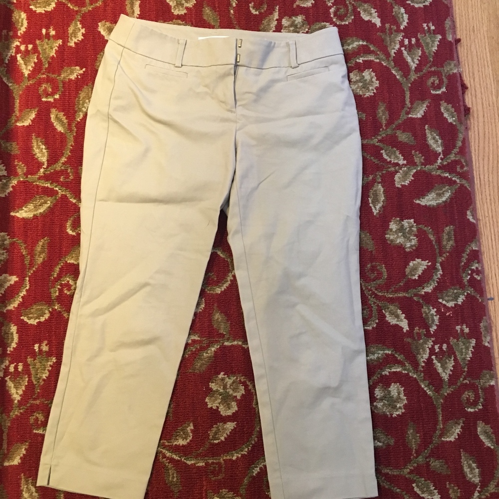 LOFT Marissa Fit Cropped pants.